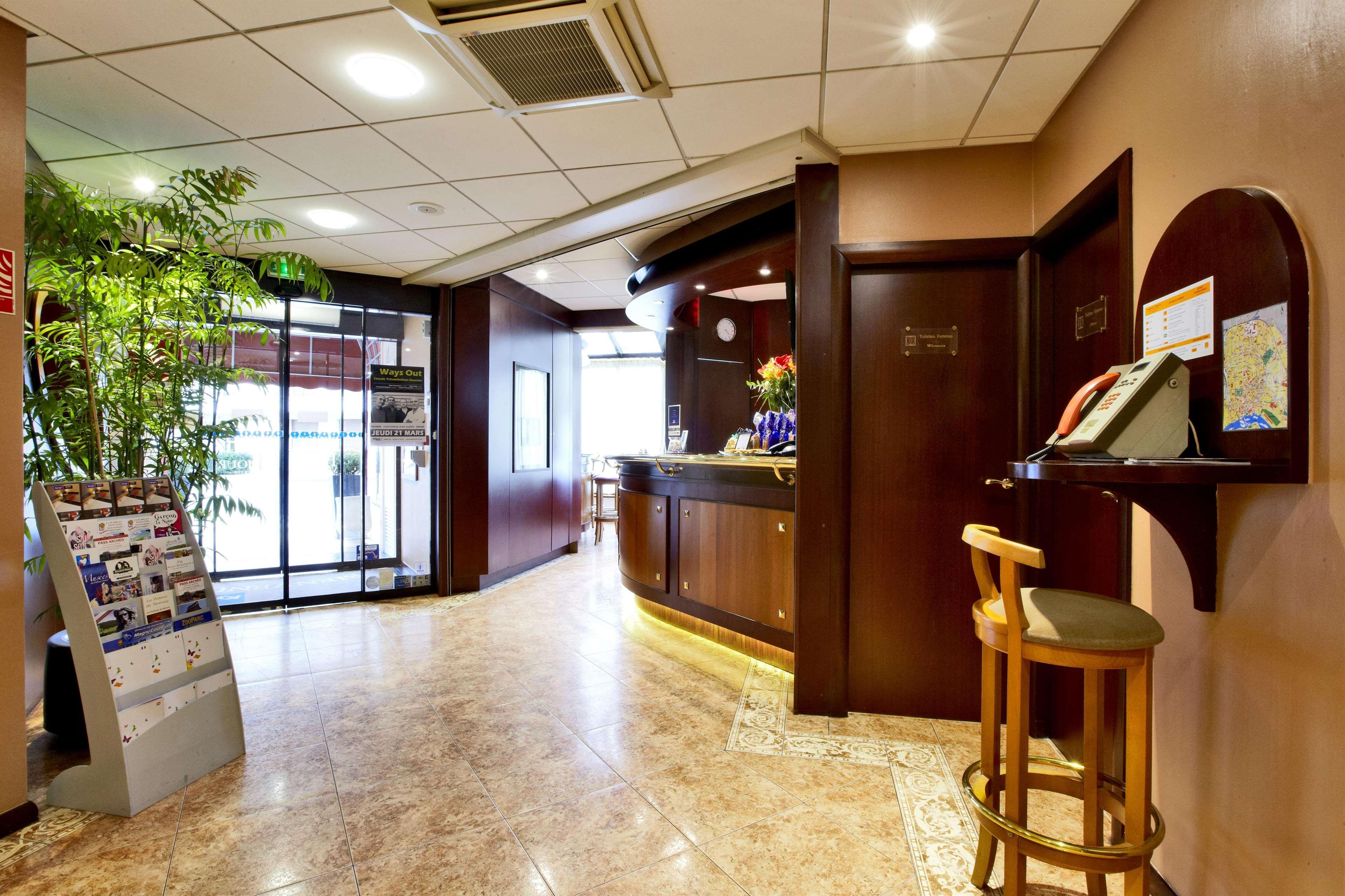 Kyriad Hotel Nevers Centre Eksteriør billede